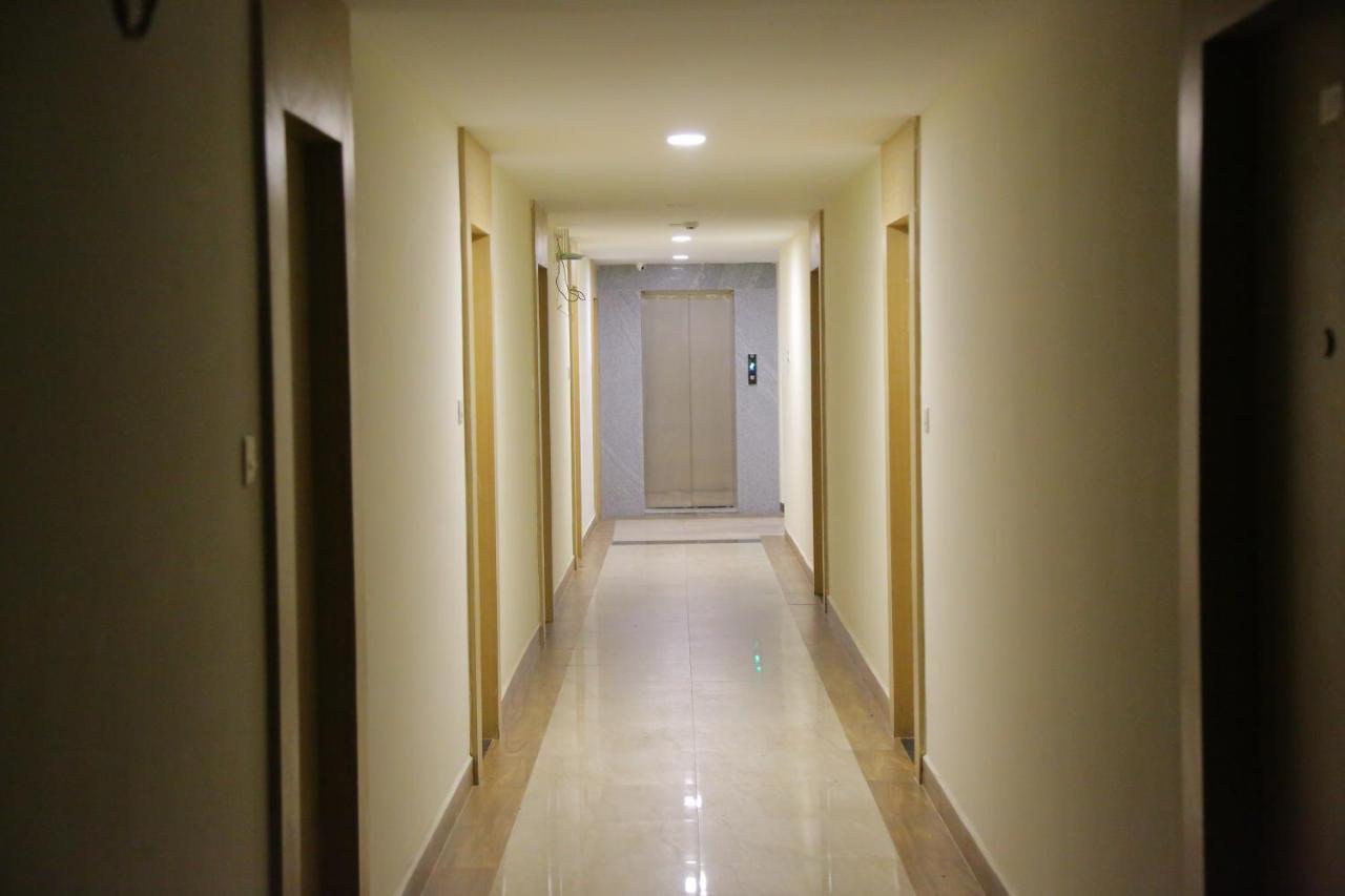 Hotel Raintr33 ハイデラバード エクステリア 写真