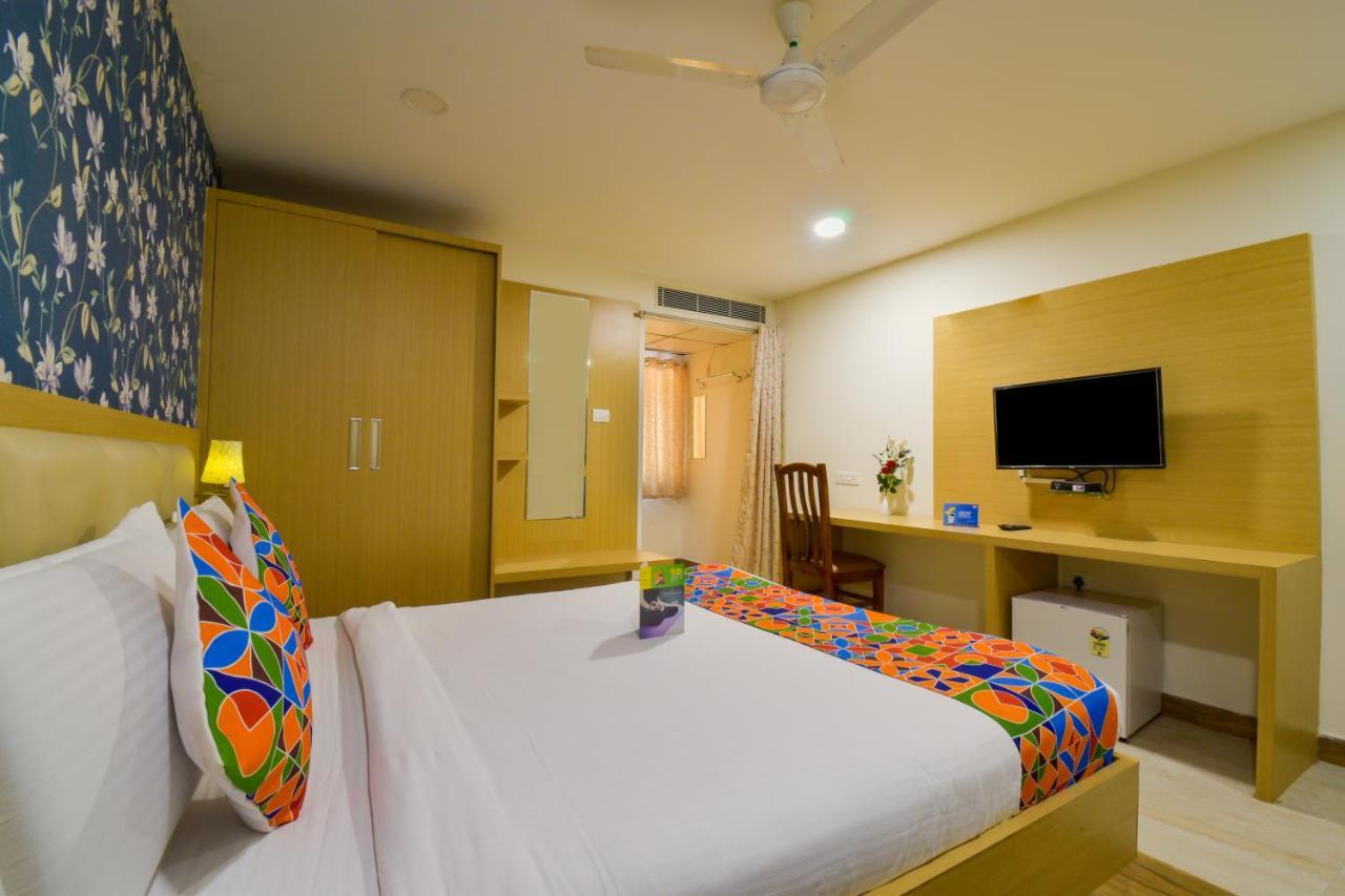 Hotel Raintr33 ハイデラバード エクステリア 写真