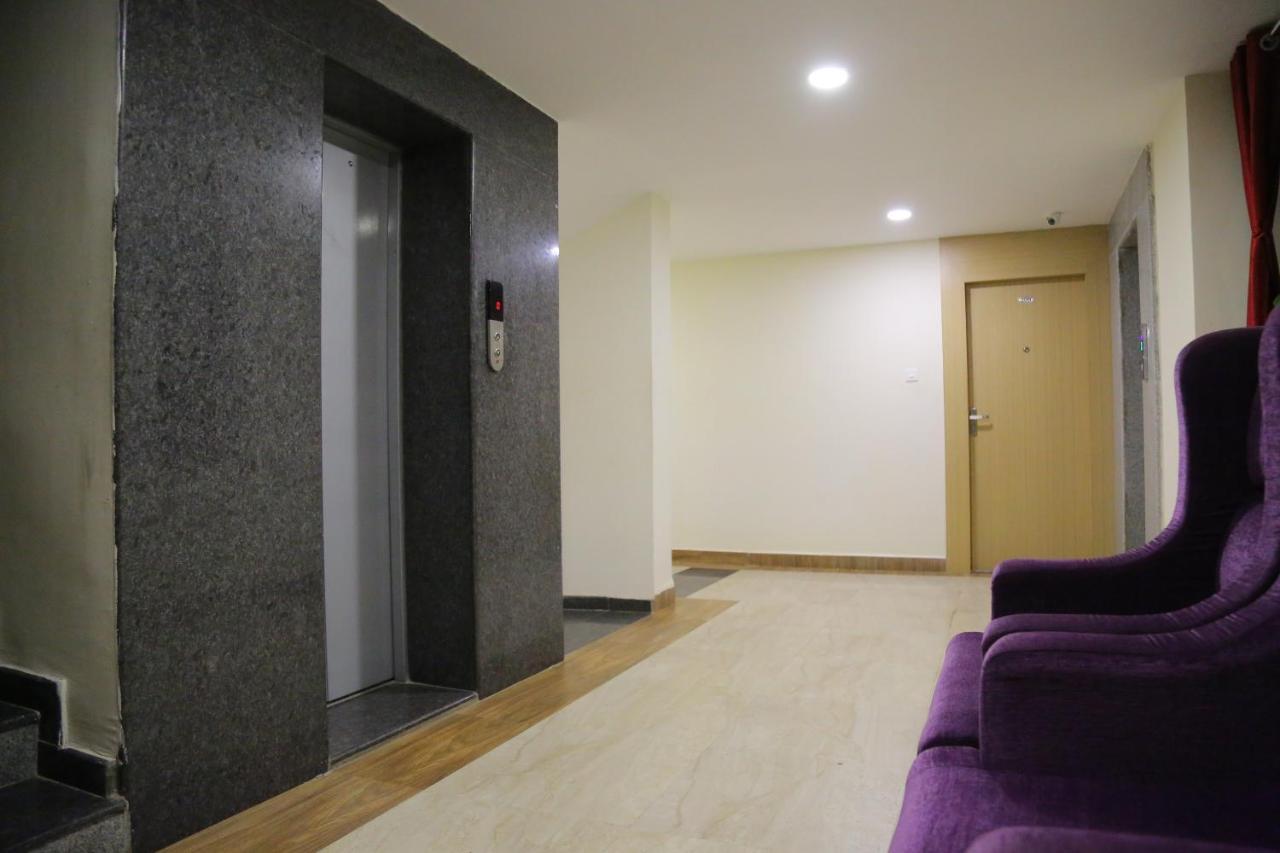 Hotel Raintr33 ハイデラバード エクステリア 写真